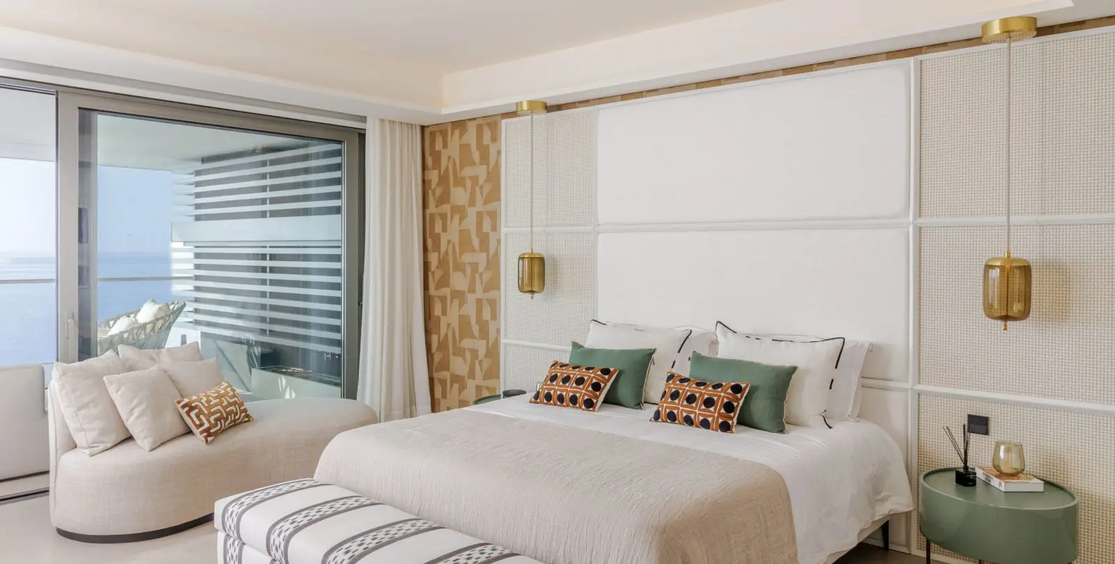Sale of penthouse in Málaga Centro 32