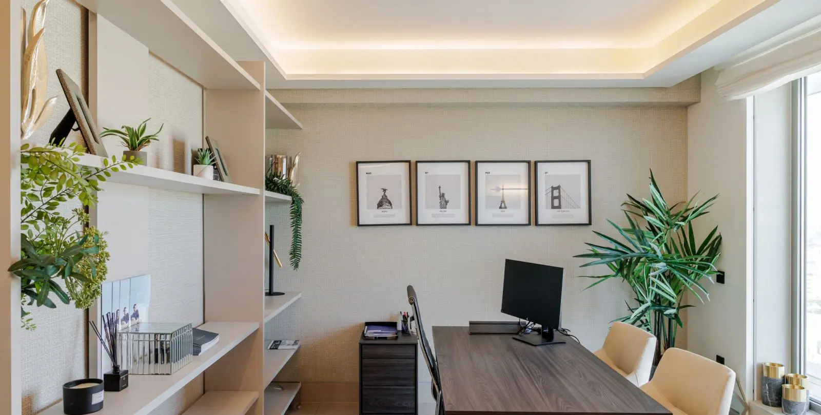 Sale of penthouse in Málaga Centro 33