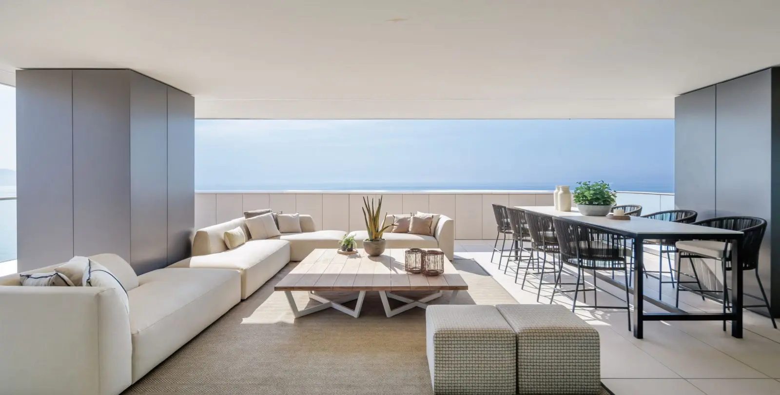 Sale of penthouse in Málaga Centro 35
