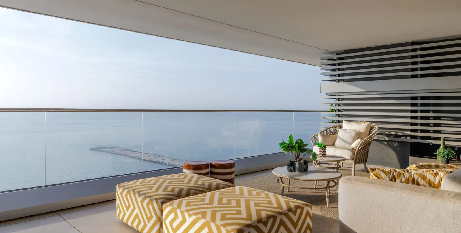 Sale of penthouse in Málaga Centro 44