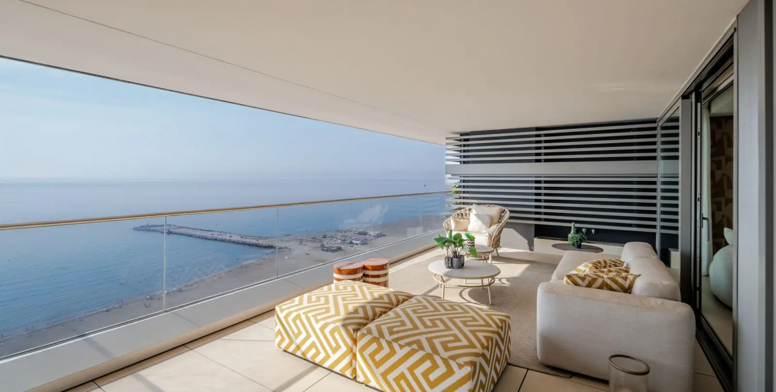 Sale of penthouse in Málaga Centro 45
