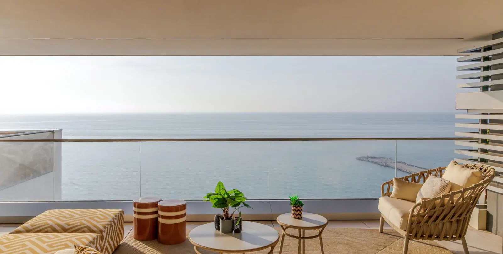 Sale of penthouse in Málaga Centro 49