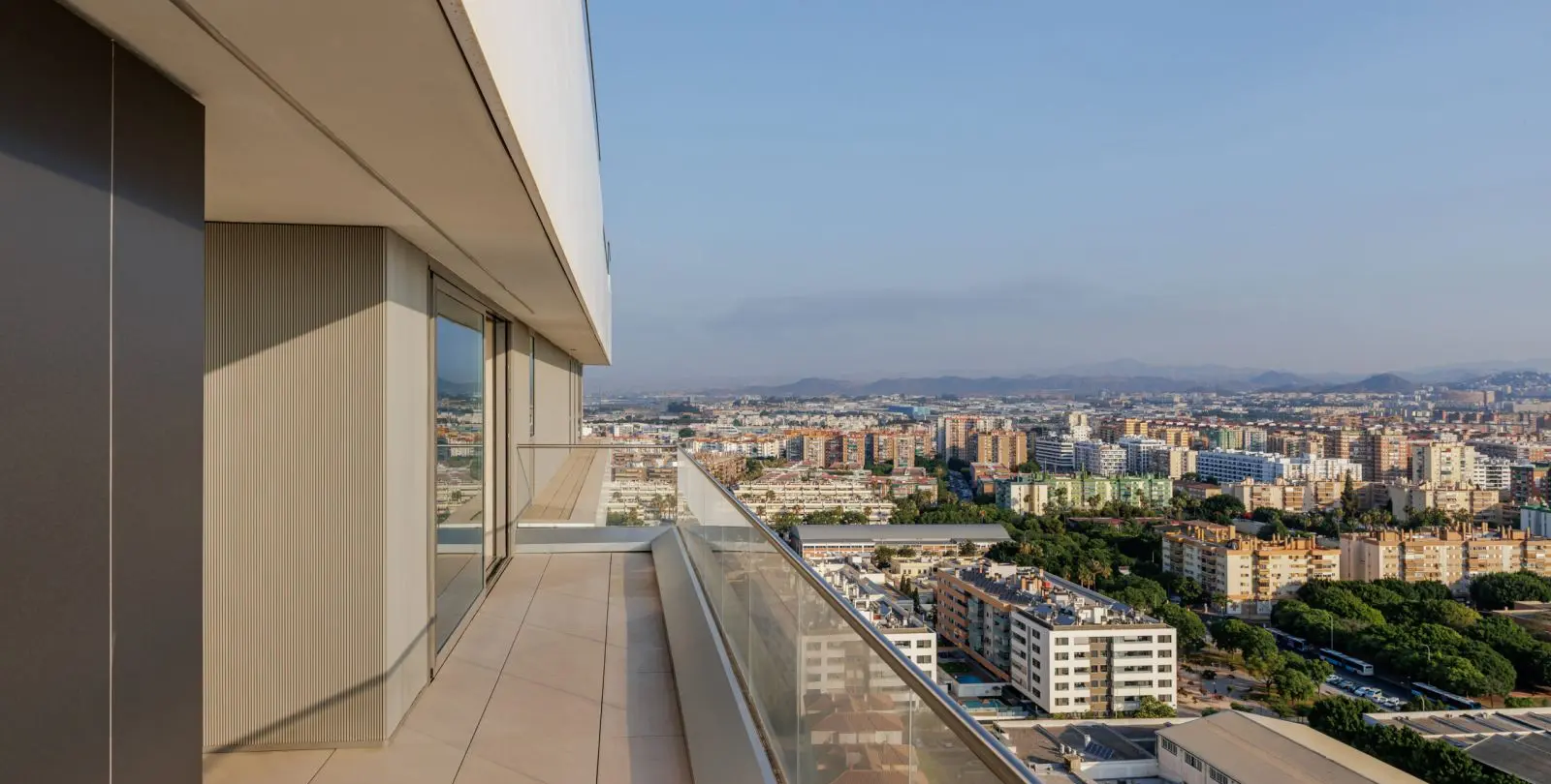 Sale of penthouse in Málaga Centro 69
