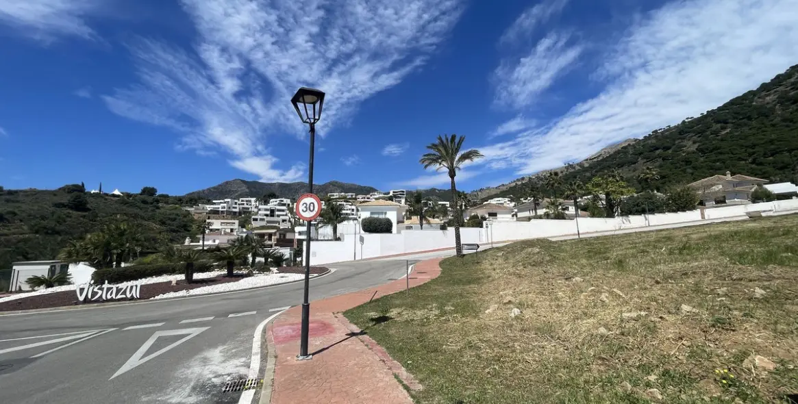Sale of residential plot in Mijas 5