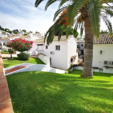 Sale of middle floor apartment in Benalmadena