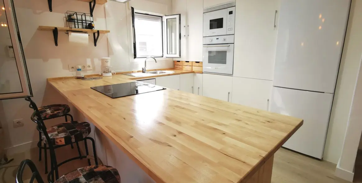 Sale of middle floor apartment in Benalmadena 9