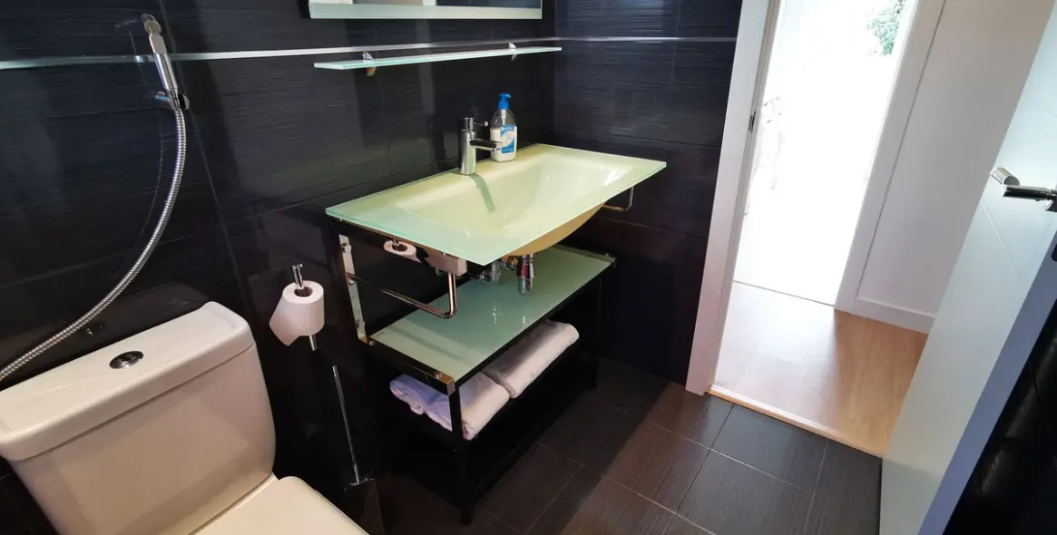 Sale of middle floor apartment in Benalmadena 18