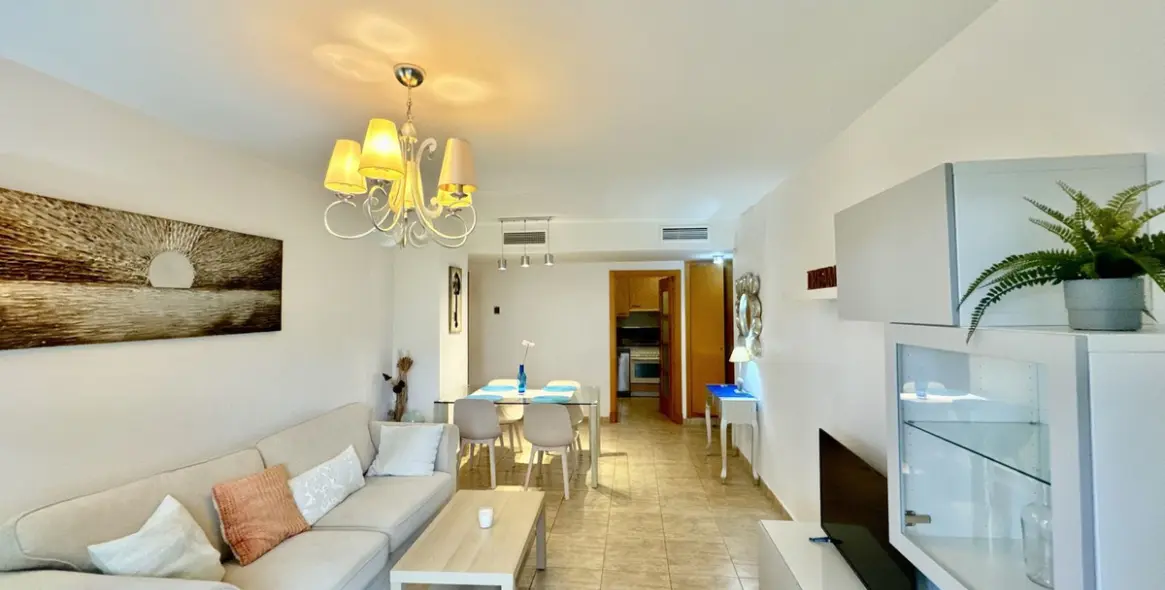 Продажа апартаментов на среднем этаже в Estepona 2