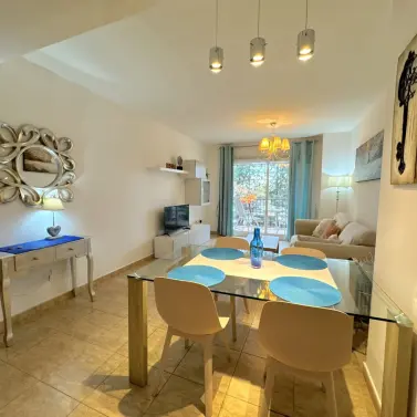 Продажа апартаментов на среднем этаже в Estepona