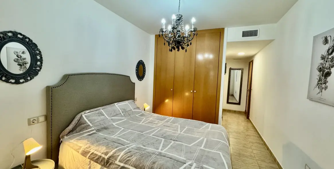 Продажа апартаментов на среднем этаже в Estepona 10