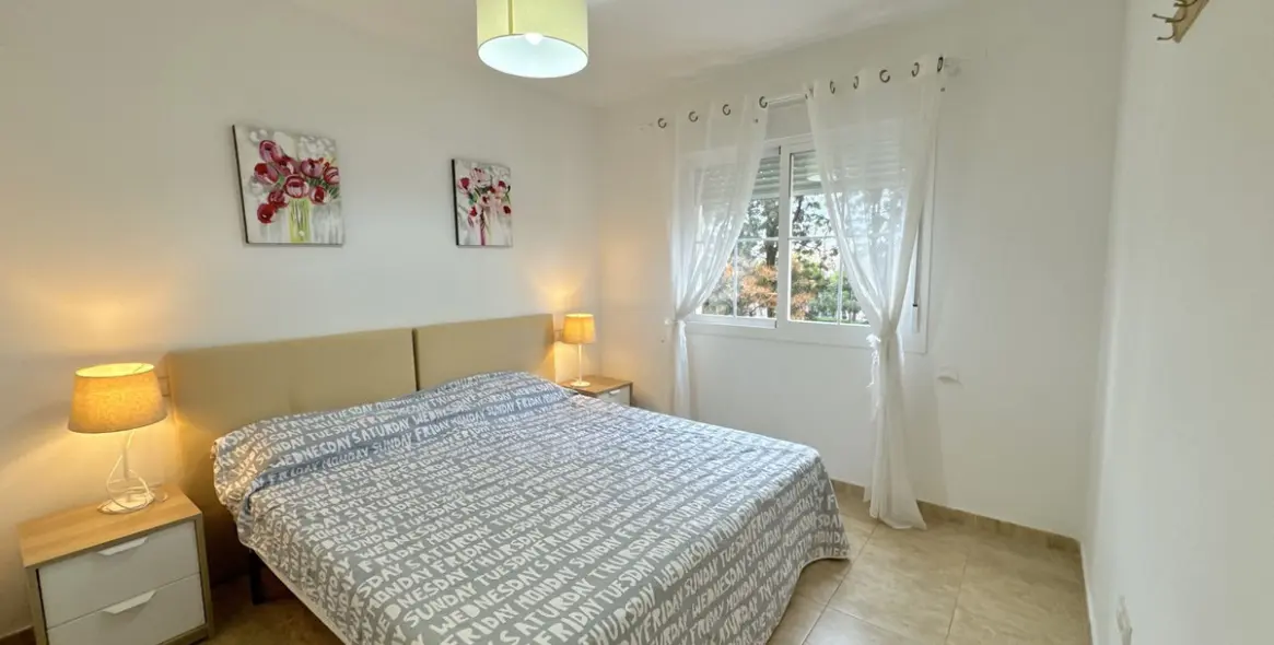 Продажа апартаментов на среднем этаже в Estepona 14