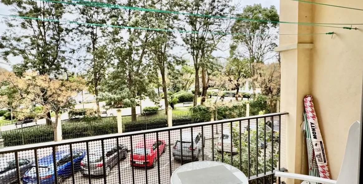 Продажа апартаментов на среднем этаже в Estepona 25