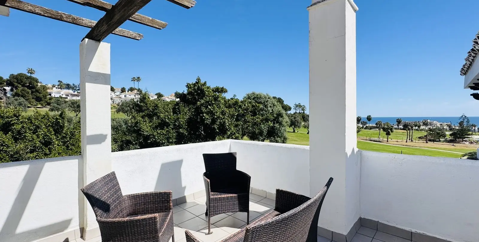 Venta de adosado en La Duquesa 1