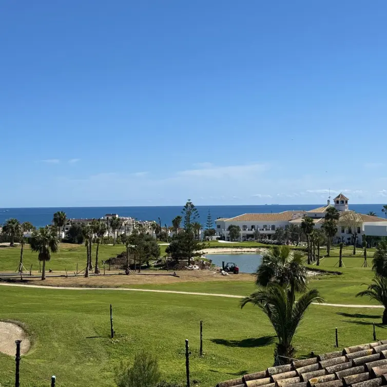 Venta de adosado en La Duquesa