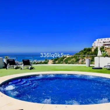 Short-term rent of middle floor apartment in Altos de los Monteros