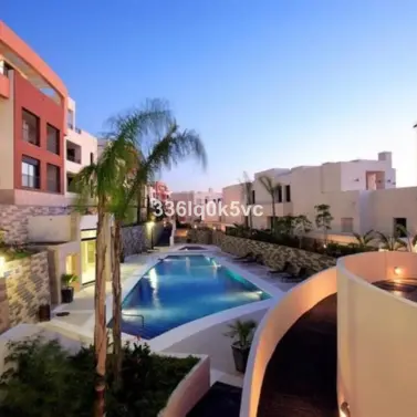 Short-term rent of middle floor apartment in Altos de los Monteros