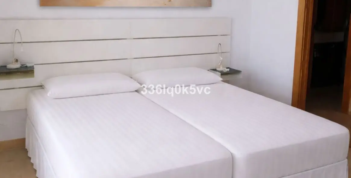 Краткосрочная аренда апартаментов на среднем этаже в Altos de los Monteros 13