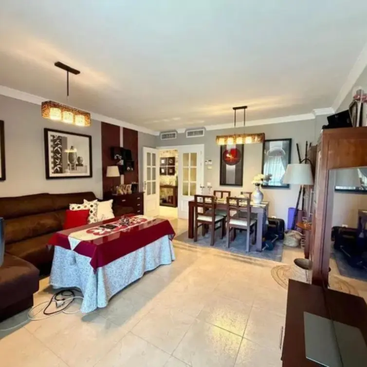 Продажа пентхауса в Estepona