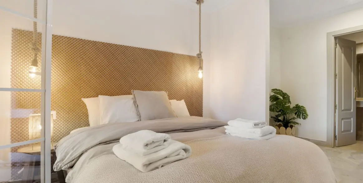 Sale of middle floor apartment in Nueva Andalucía 11