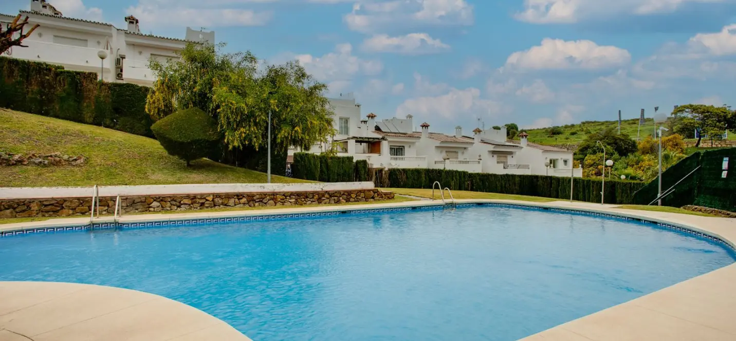 Продажа таунхауса в Estepona 0