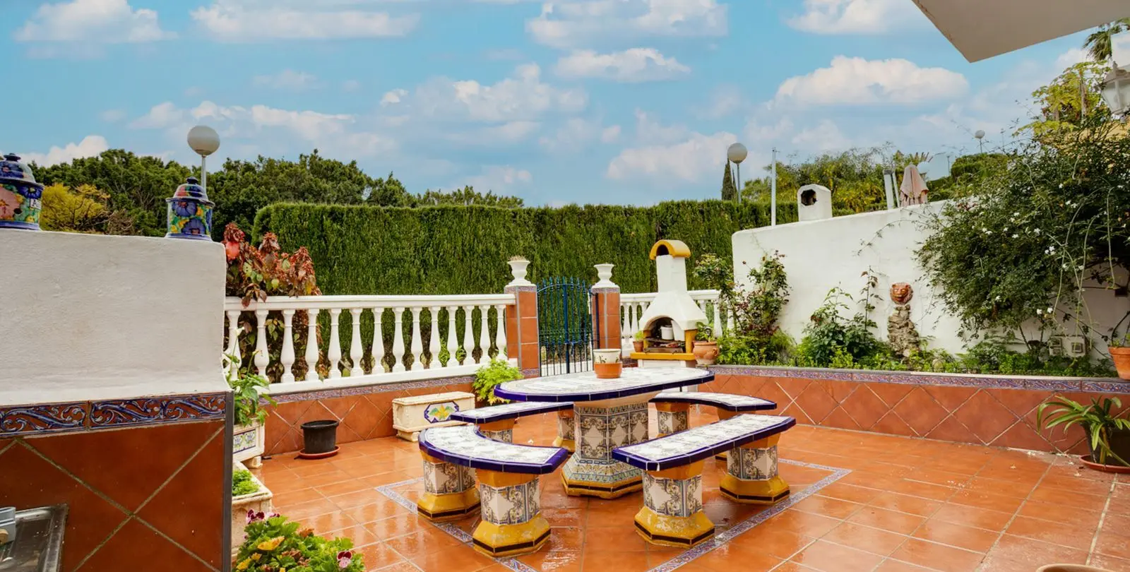 Sale of townhouse in Estepona 14