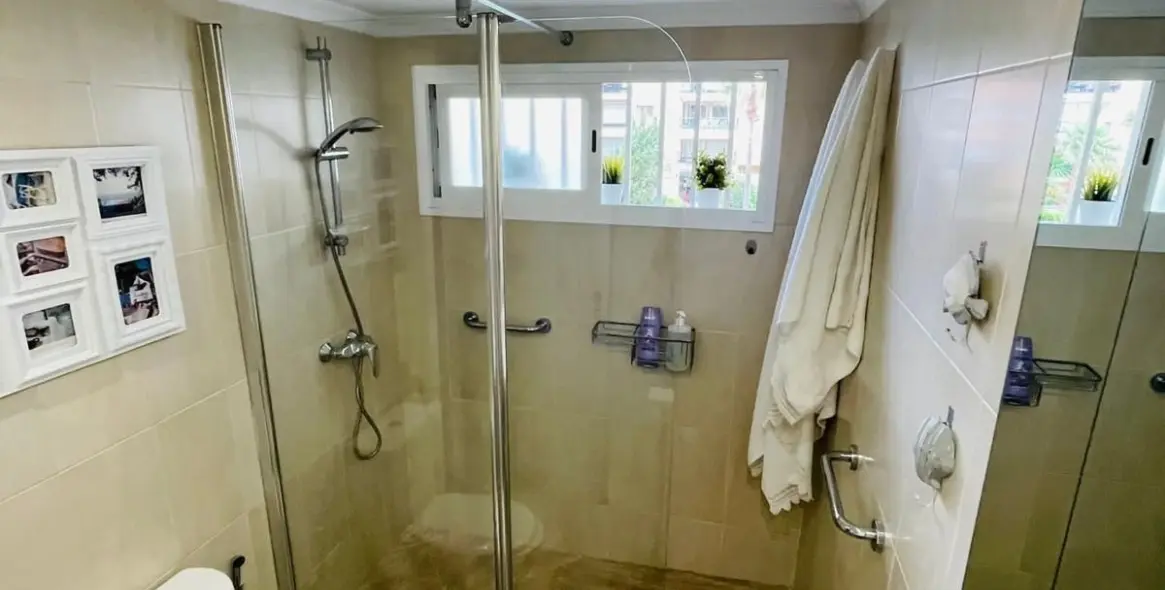 Продажа апартаментов на среднем этаже в Fuengirola 16