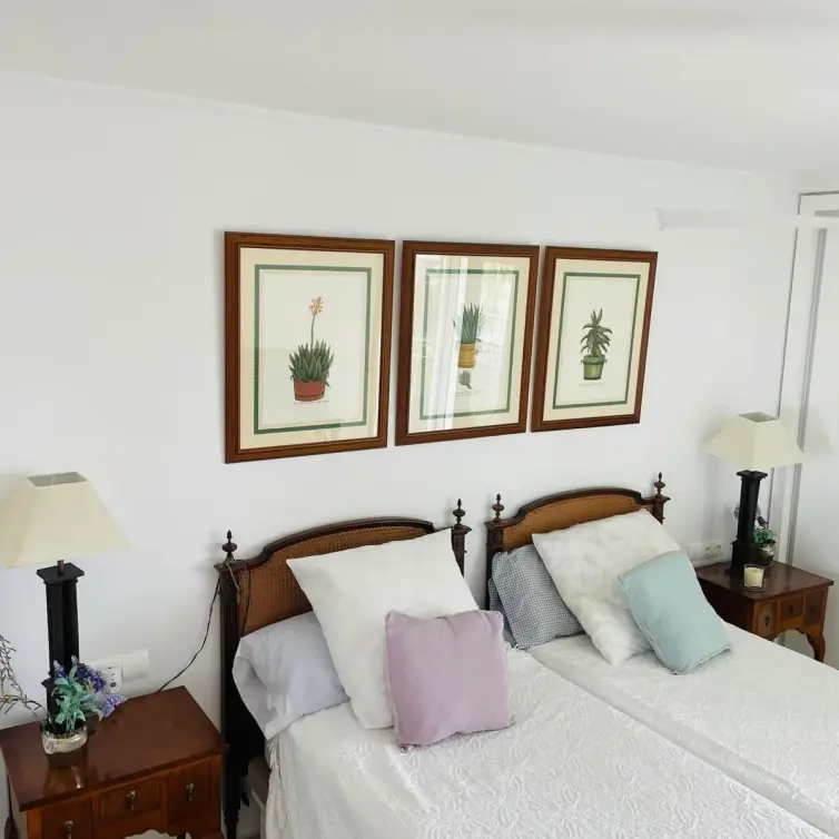 Sale of middle floor apartment in Fuengirola