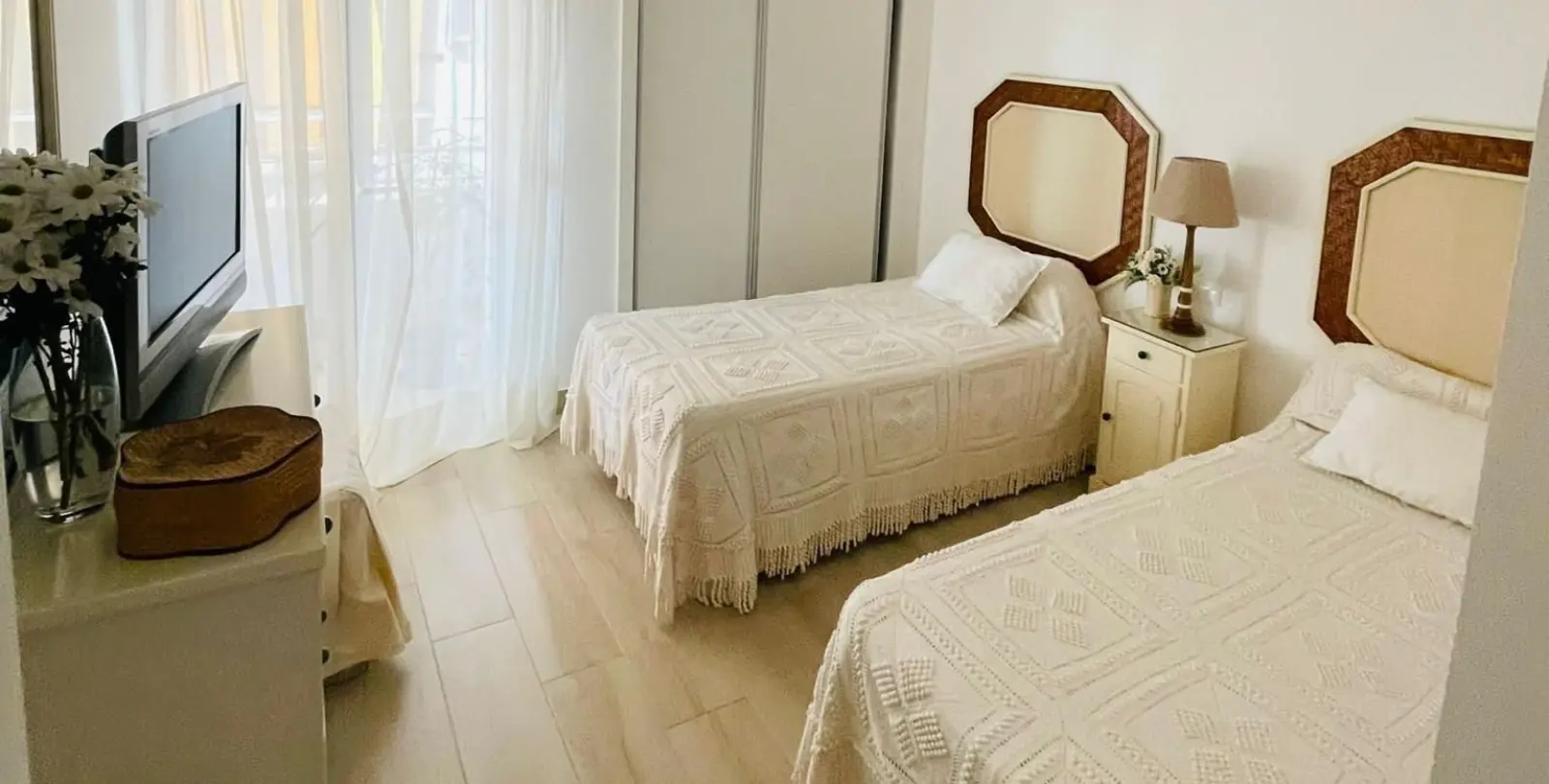 Venta de apartamento en planta media en Fuengirola 5