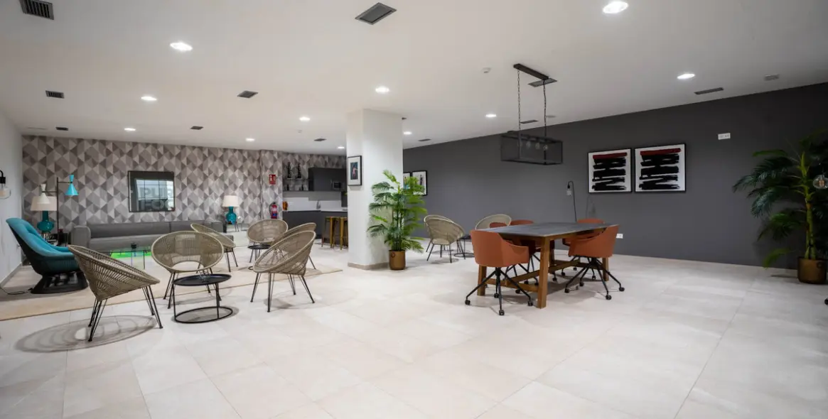 Sale of penthouse in Estepona 30