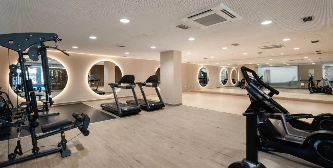 Sale of penthouse in Estepona 33