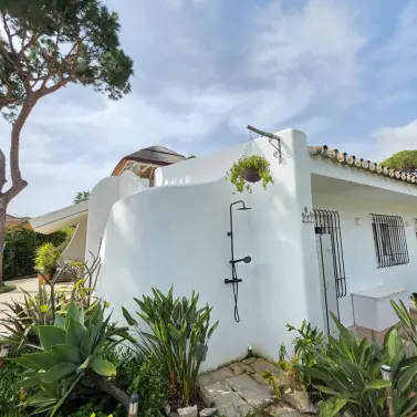 Продажа  отдельно стоящей виллы в Calahonda