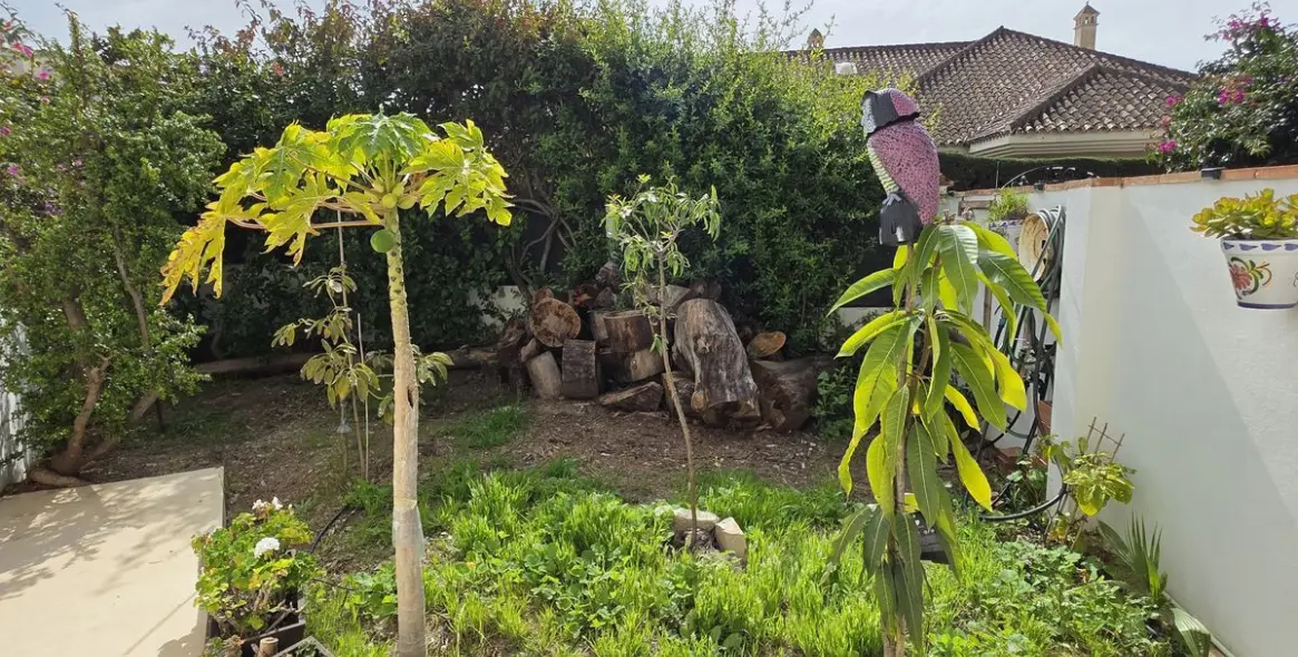 Продажа  отдельно стоящей виллы в Calahonda 32