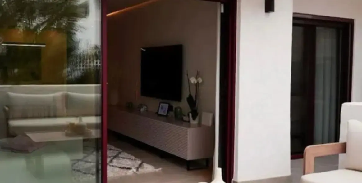 Продажа апартаментов на первом этаже в Nueva Andalucía 14