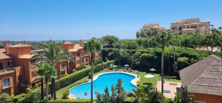 Venta de apartamento en planta baja en Estepona 3
