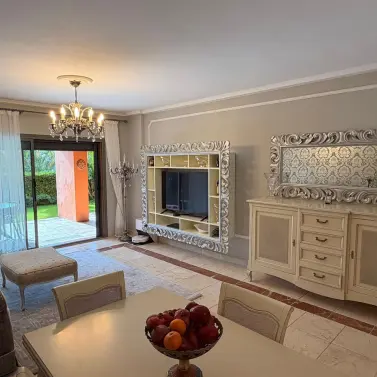 Venta de apartamento en planta baja en Estepona