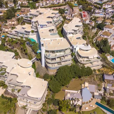 Sale of middle floor apartment in Benalmadena