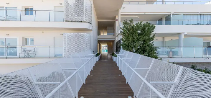 Sale of middle floor apartment in Benalmadena 3
