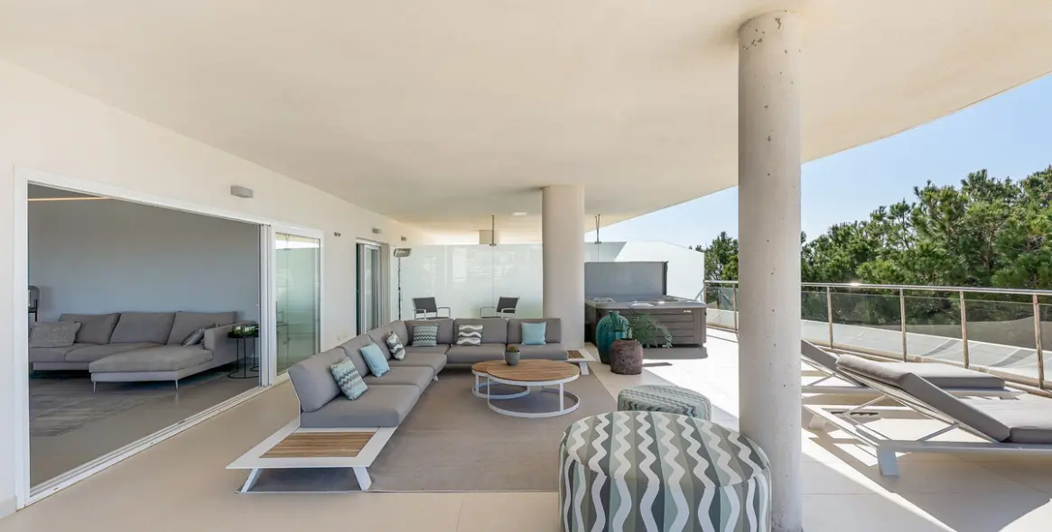 Sale of middle floor apartment in Benalmadena 21