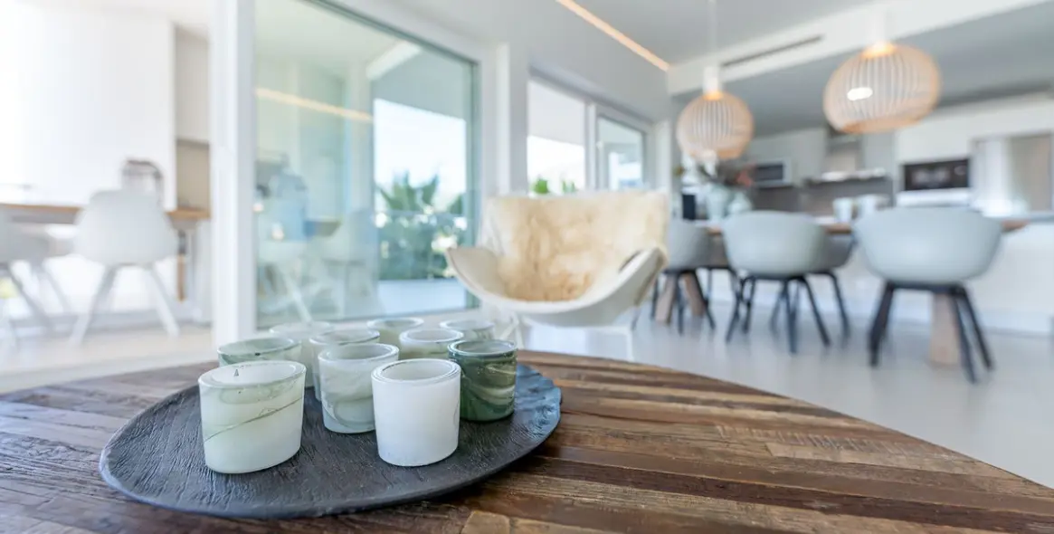 Sale of middle floor apartment in Benalmadena 25
