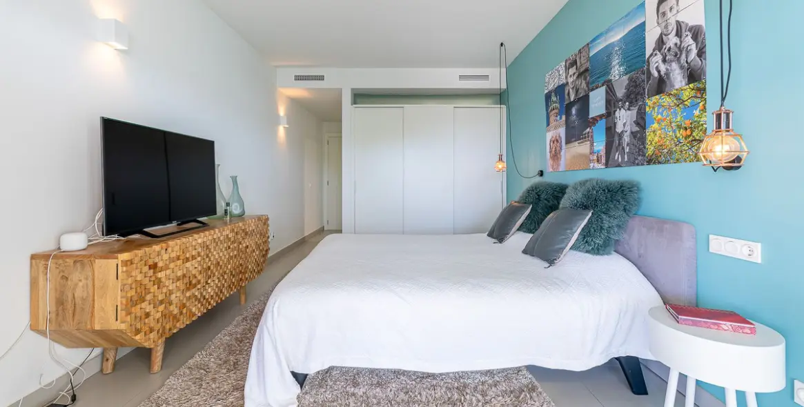 Sale of middle floor apartment in Benalmadena 41