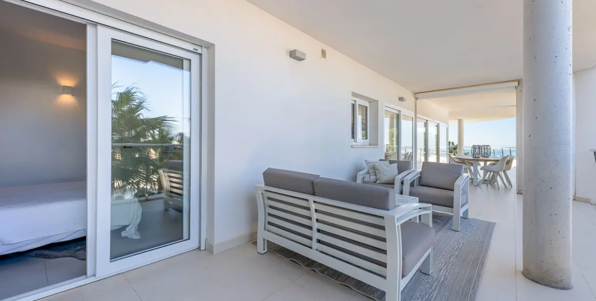 Sale of middle floor apartment in Benalmadena 45