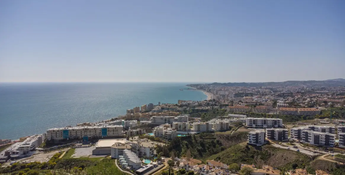 Sale of middle floor apartment in Benalmadena 71