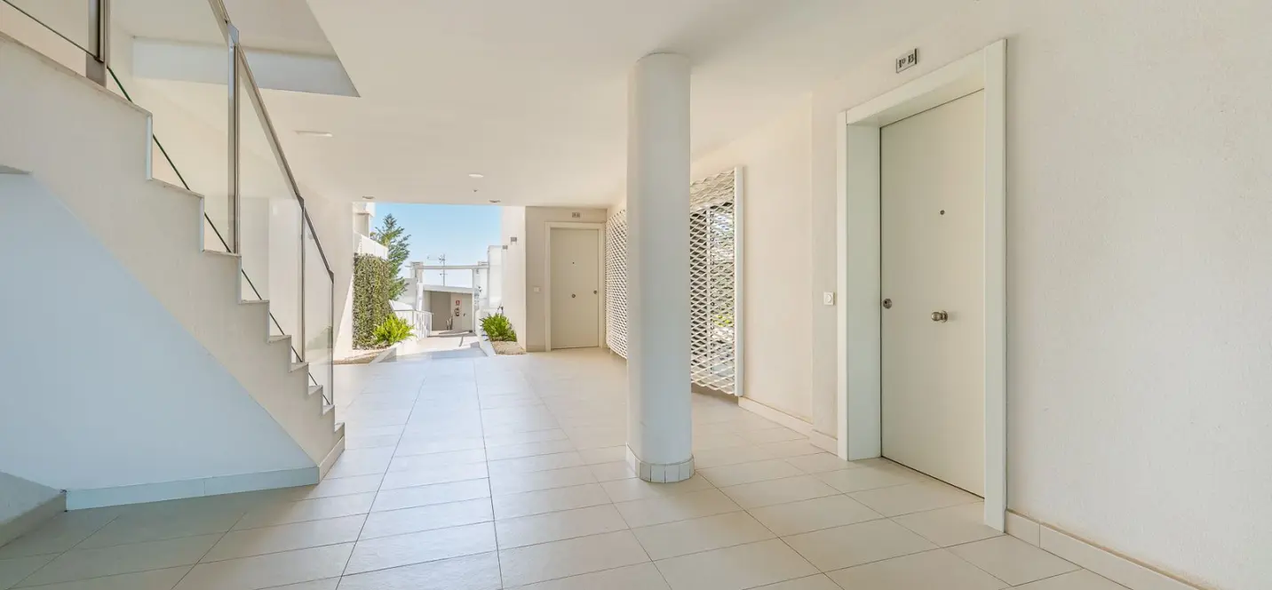 Venta de apartamento en planta media en Benalmadena 4