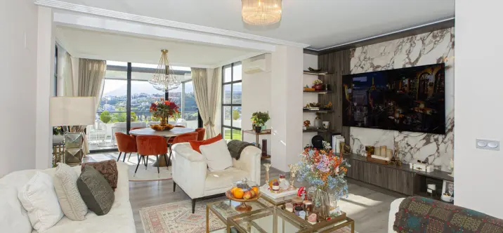 Продажа апартаментов на первом этаже в Benahavís 0