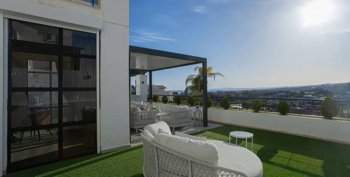 Venta de apartamento en planta baja en Benahavís 17