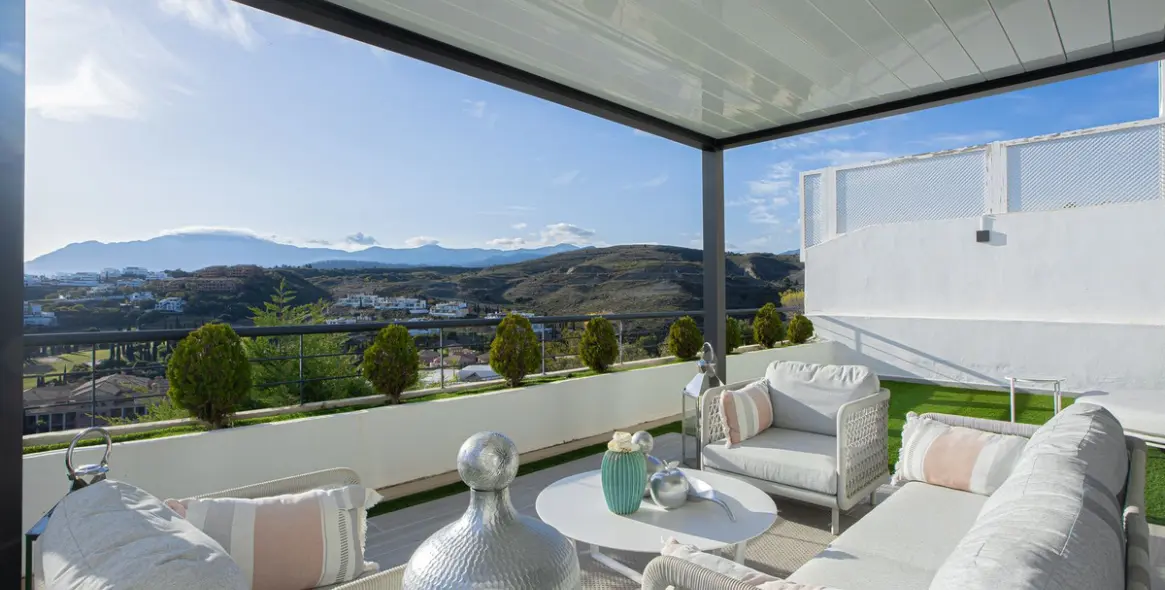 Venta de apartamento en planta baja en Benahavís 21