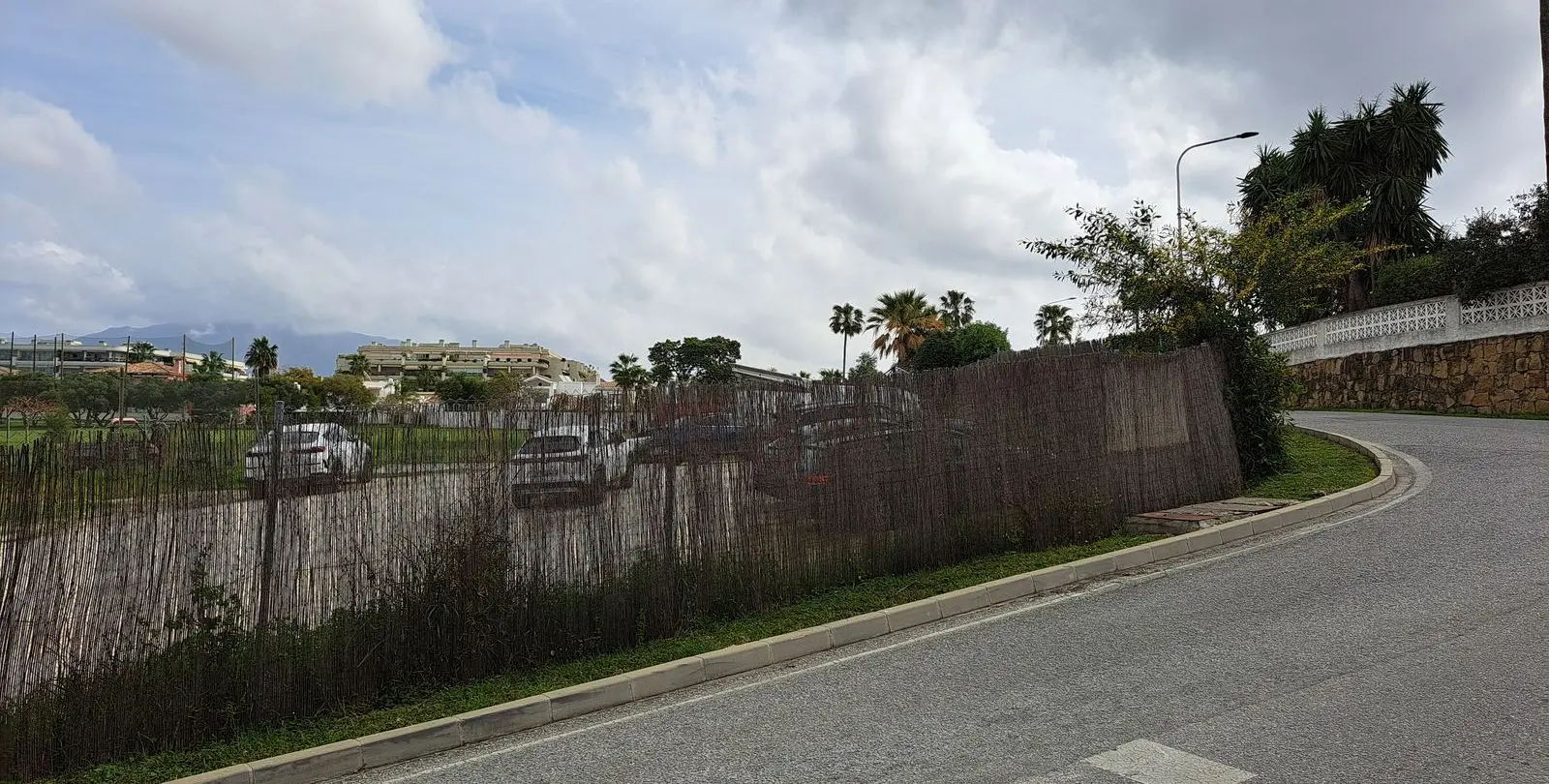 Venta de parcela residencial en Guadalmina Alta 5