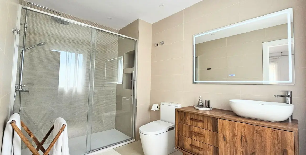 Venta de villa independiente en La Cala de Mijas 16