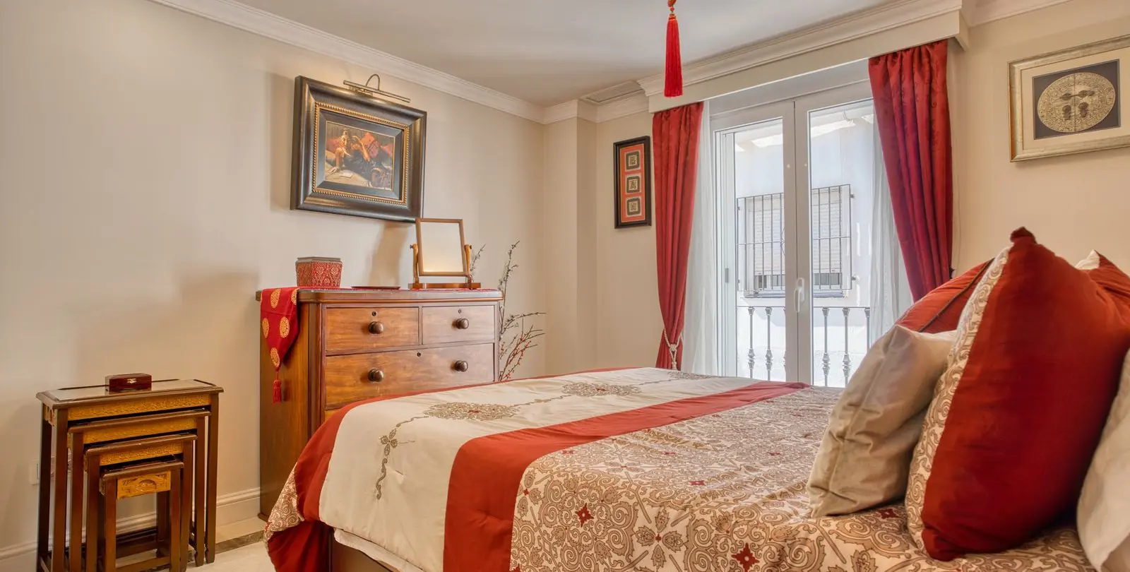 Sale of townhouse in Marbella 24