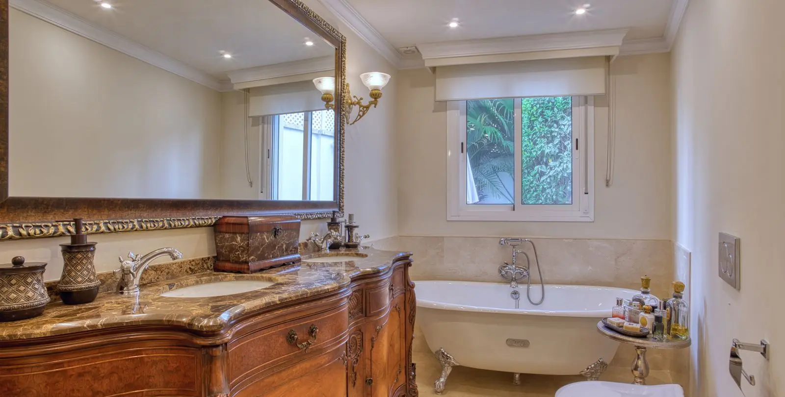 Sale of townhouse in Marbella 27
